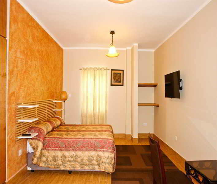 Tropical Enclave Hotel Accra Buitenkant foto